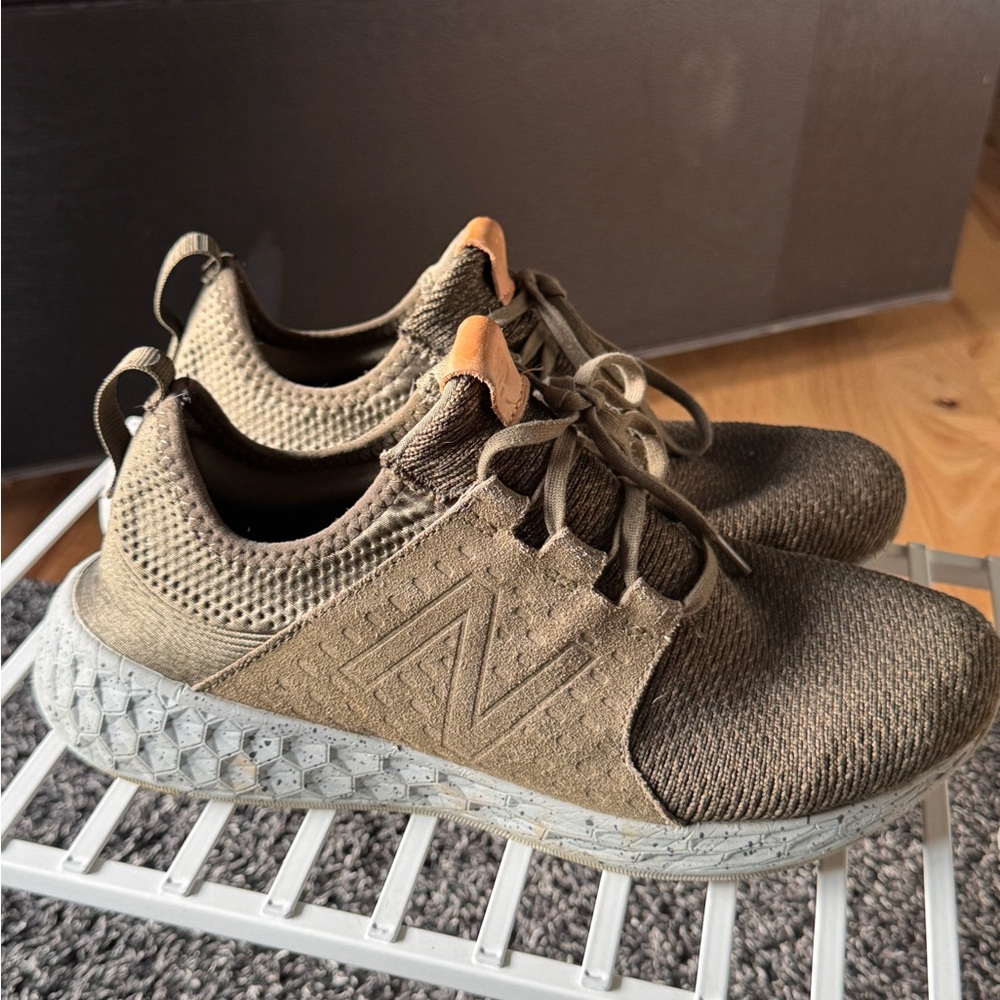 New Balance Olive and Tan Fresh Foam men’s 9.5 Sneakers